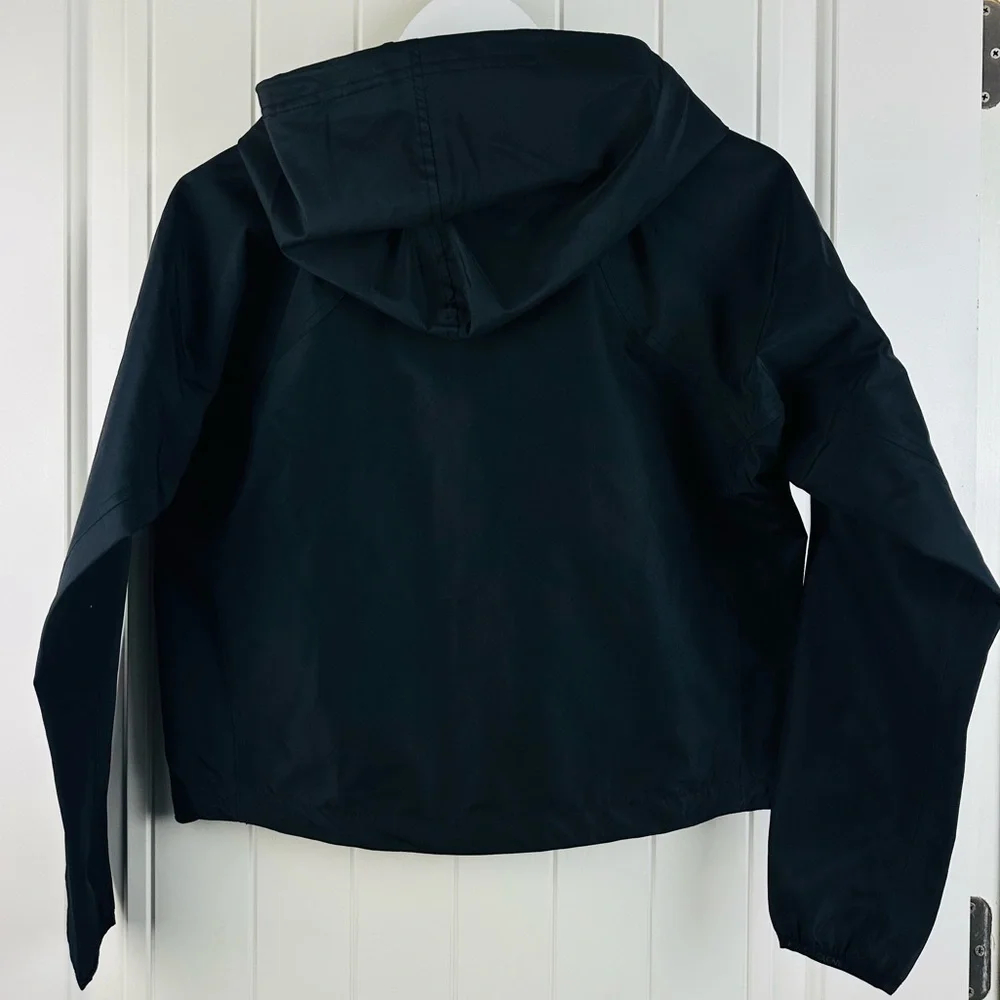 Body Glove black water resistant cropped windbreaker rain jacket size XS